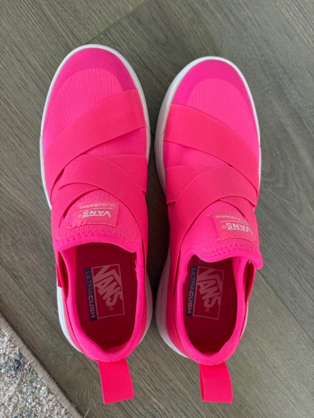 Vans UltraRange UltraCush slip on neon pink bandage style shoes Women’s 10.5